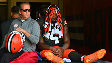 艾華頓憑藉 艾華頓憑藉